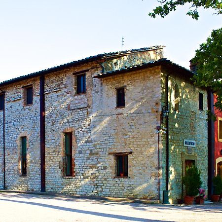Villa Rosso Porpora Colle Umberto  Exterior foto