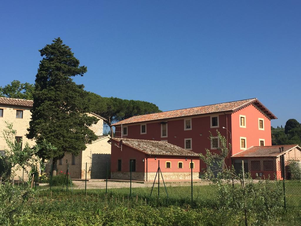 Villa Rosso Porpora Colle Umberto  Exterior foto
