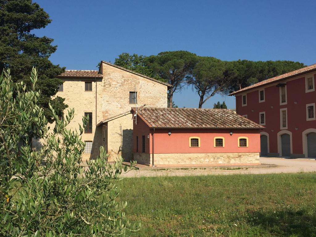 Villa Rosso Porpora Colle Umberto  Exterior foto
