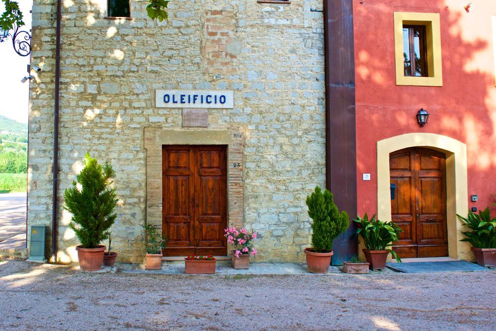 Villa Rosso Porpora Colle Umberto  Exterior foto